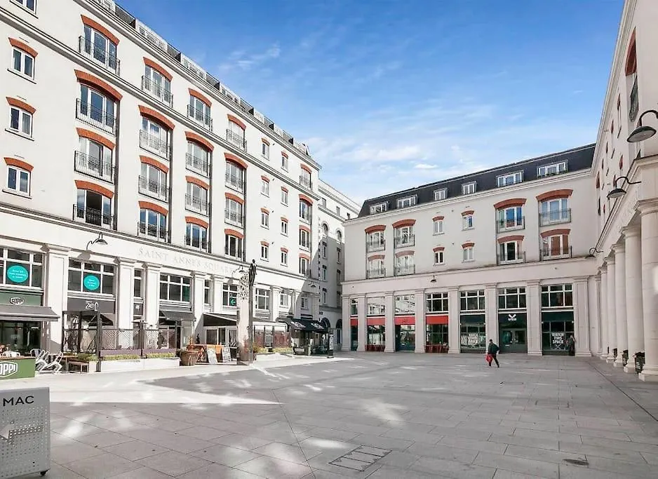 City Centre Top Floor Apartment In Belfast City Centre 0*,  Großbritannien