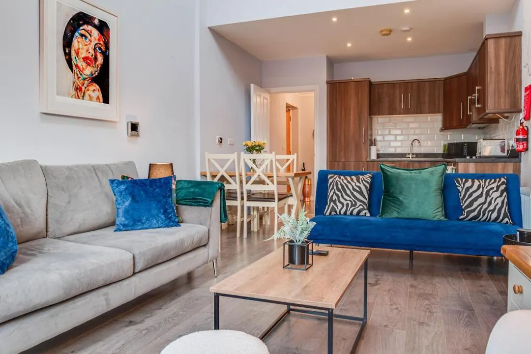 City Centre Top Floor Apartment In Belfast City Centre location