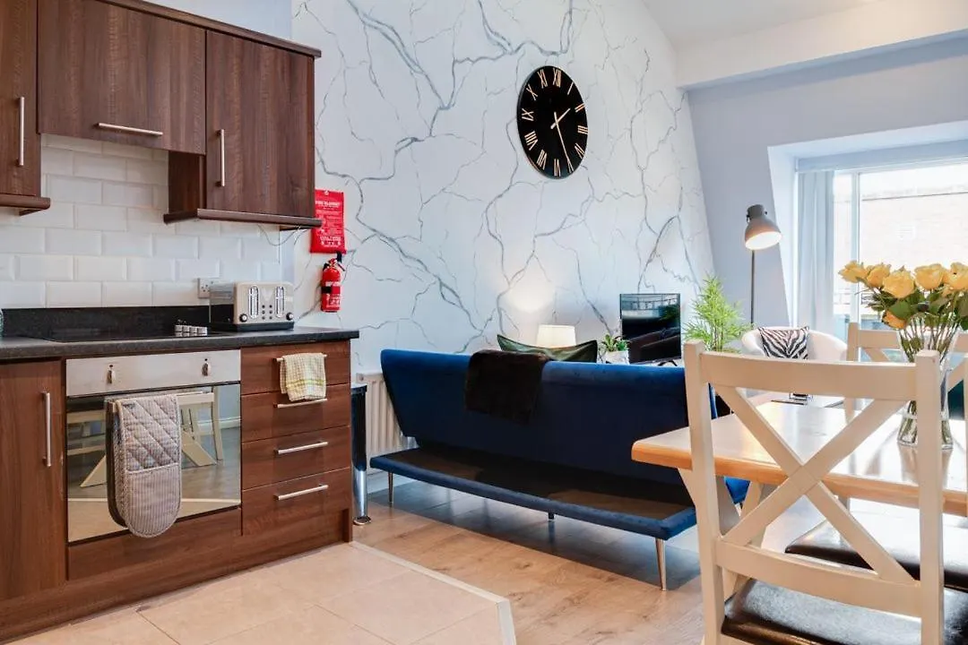 City Centre Top Floor Apartment In Belfast City Centre